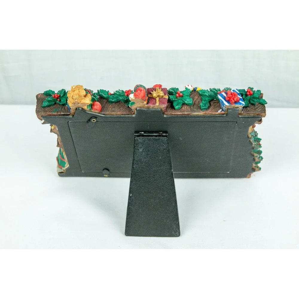 Vintage Christmas Fireplace 3D Resin Picture Frame Holiday Decor 5x7 Photo